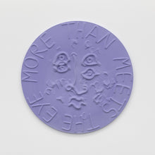 Laden Sie das Bild in den Galerie-Viewer, Lukas Thaler, Sphere - more than meets the eye (grape)