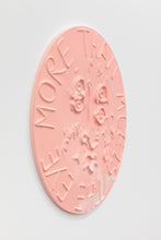 Laden Sie das Bild in den Galerie-Viewer, Lukas Thaler, Sphere - more than meets the eye (soft pink)